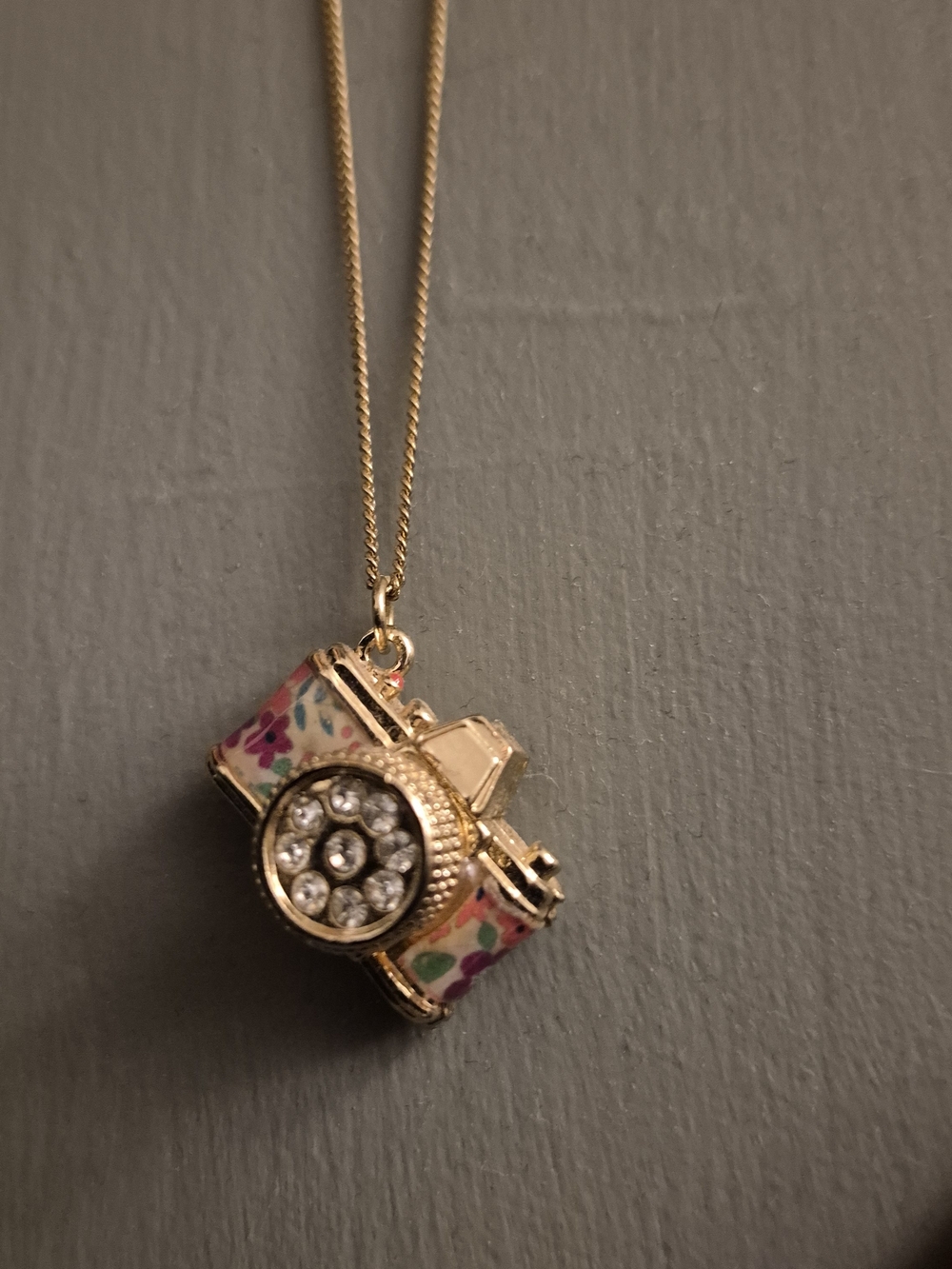 Gold Floral Camera Pendant Necklace - Women Jewelry